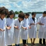Dez jovens confessam publicamente sua fé em batismo na Convenção Espírito Santo